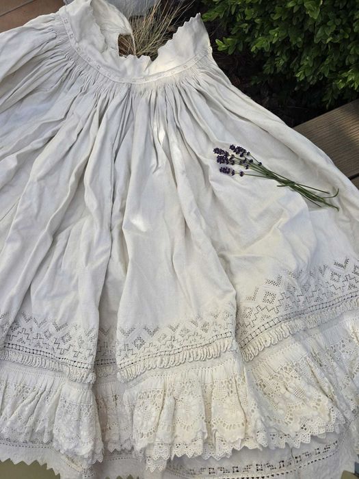 Costume traditionale Ie si spătoi autentice vechi de peste 200 ani zona Beius