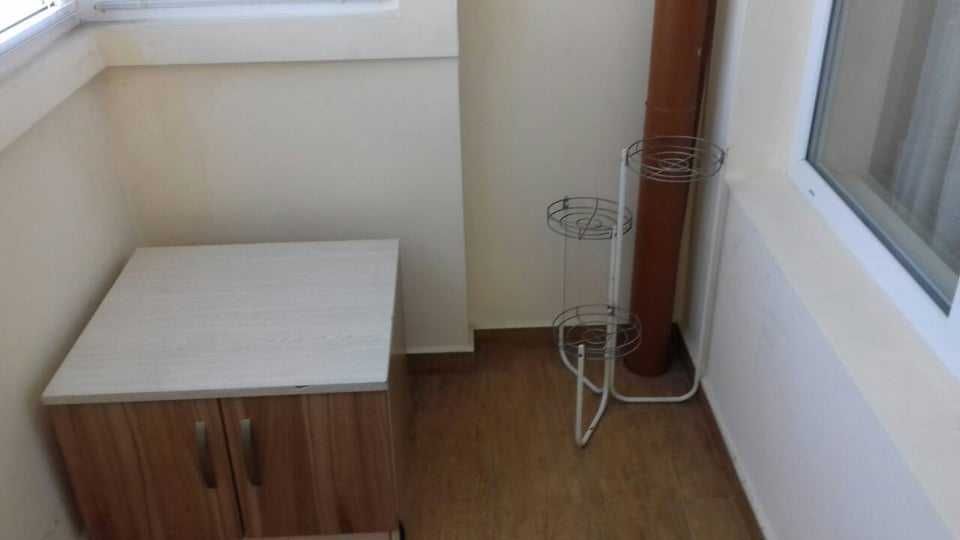 Дава се под наем Двустаен апартамент в Бургас, Зорница - 55 кв.м за 89.25 € - Снимка #2