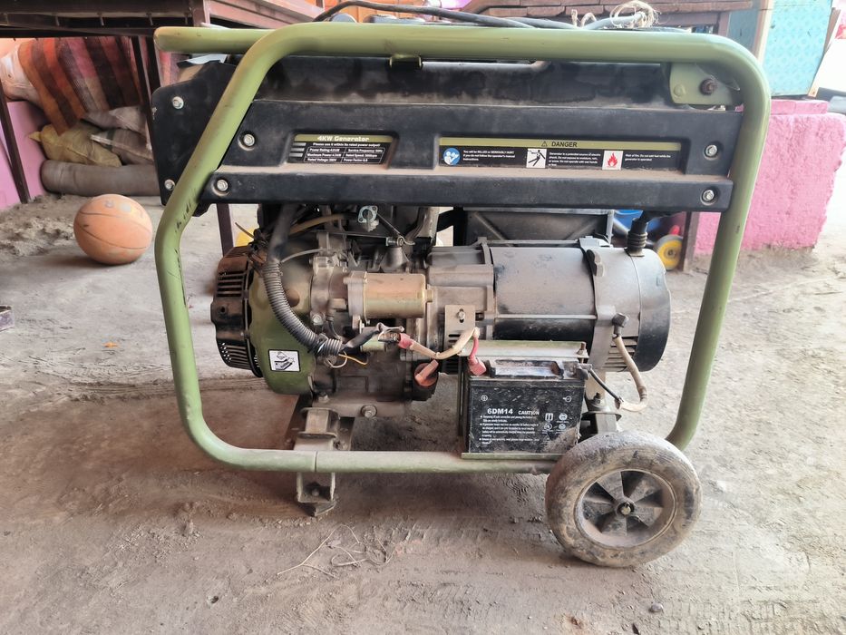 Движок, генератор