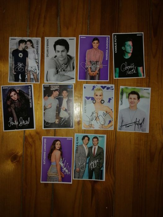 Плакати, картички с автограф на известни личности, списания на Браво