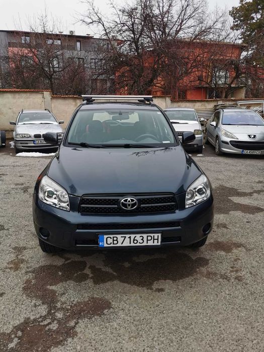 Тойота рав 4 2008 год