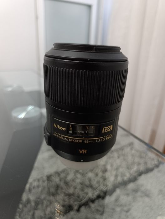 Obiectiv Nikon 85mm