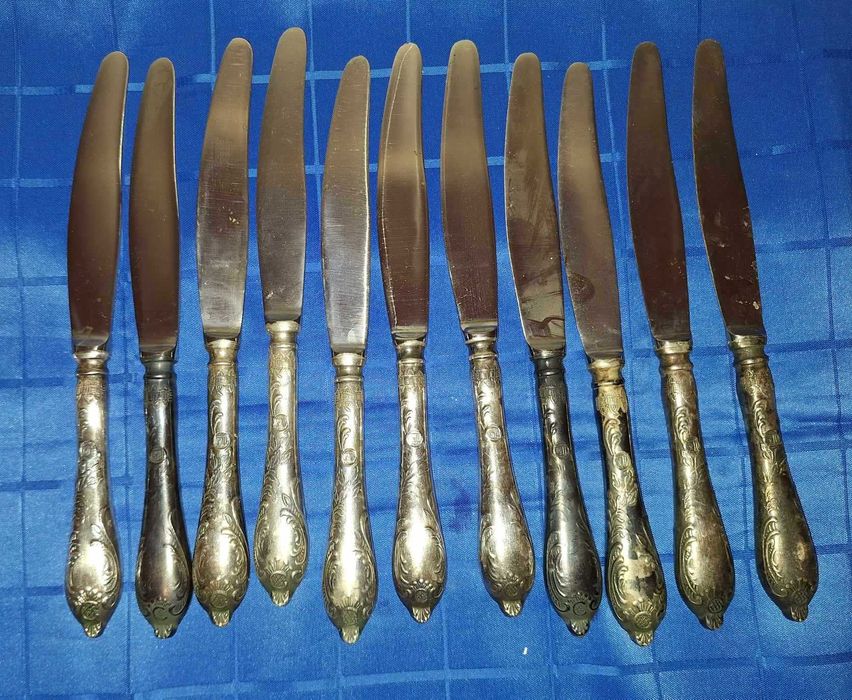 Посребрени руски прибори за хранене-ножове