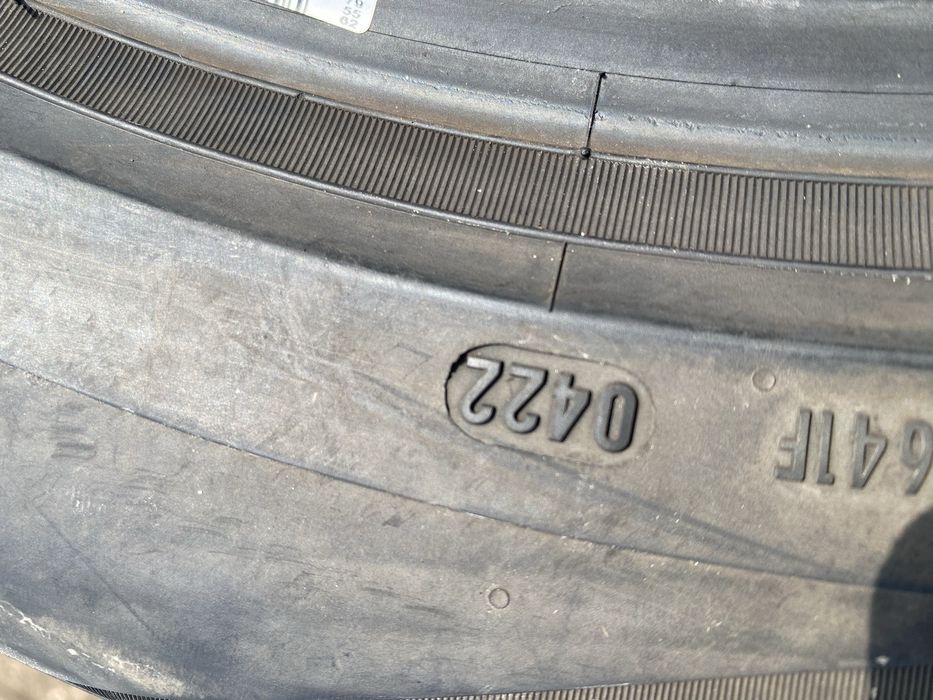 Шины 235/55/19 комплект бу пирелли