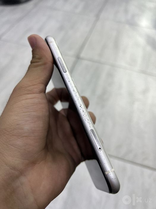 iPhone 11 hotira 128Gb