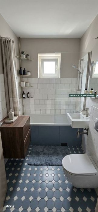 Apartament 4 camere, 4 balcoane,an 1984, 75 mp, zona Blv Bucuresti