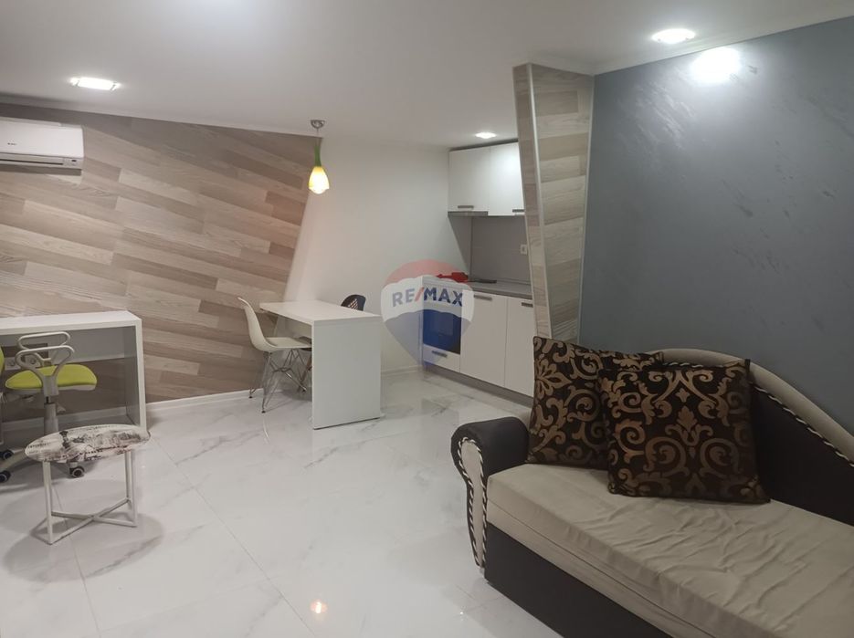 Дава се под наем Ателие в Варна, Лятно кино Тракия - 33 кв.м за 229.5 € - Снимка #11