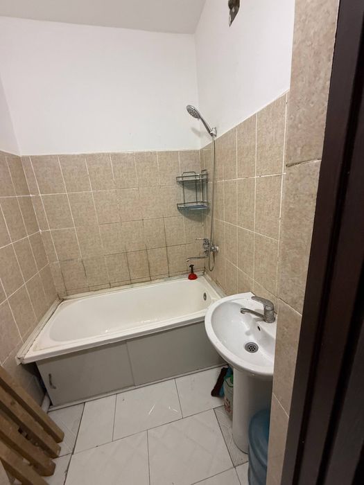 Чирчикда жойлашган 3хона срочно сотилвоти