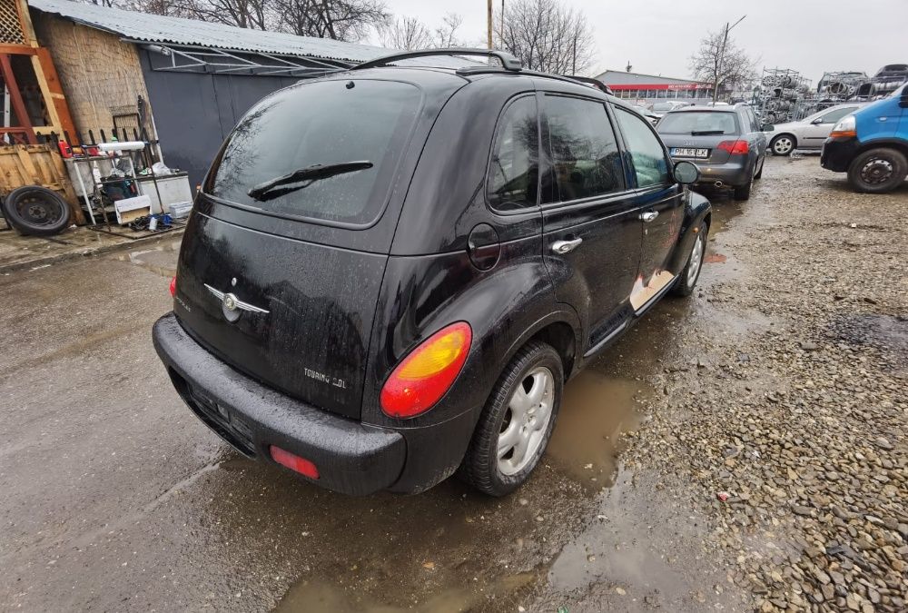 Dezmembrez Chrystler PT Cruiser 2.0 benzina an 2002