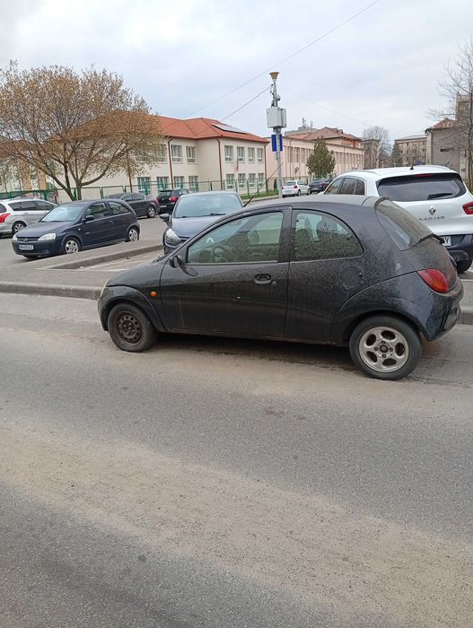 2001 Ford K Pret avantajos