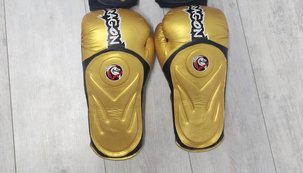 Перчатки для бокса, муай тай, кик бокса