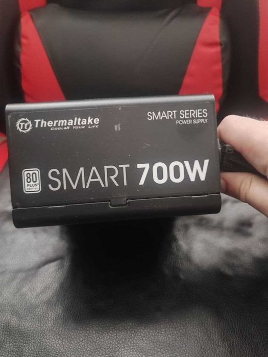 Блок питания Thermaltake Smart 700W