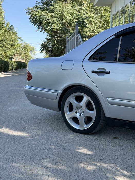 W210 мерседес 3.2