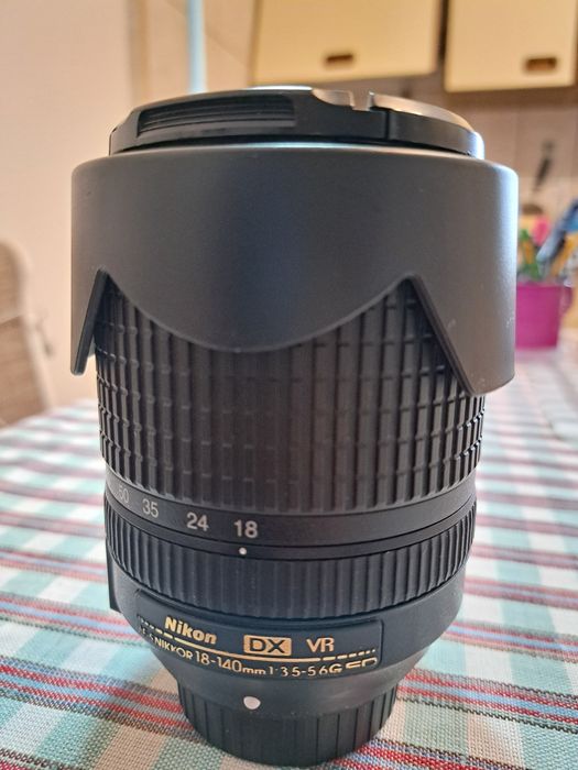 Nikon 18-140 Vr in stare bună