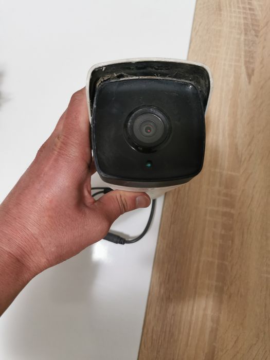 Hikvision Аналогова камера !