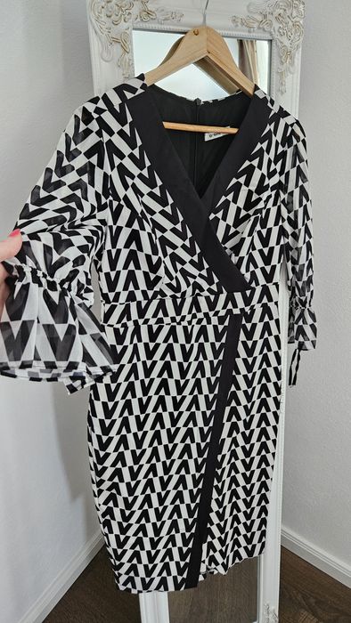 Rochie midi eleganta