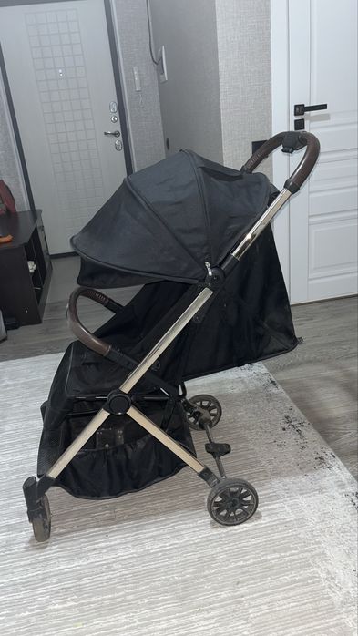Продам коляску почти новый