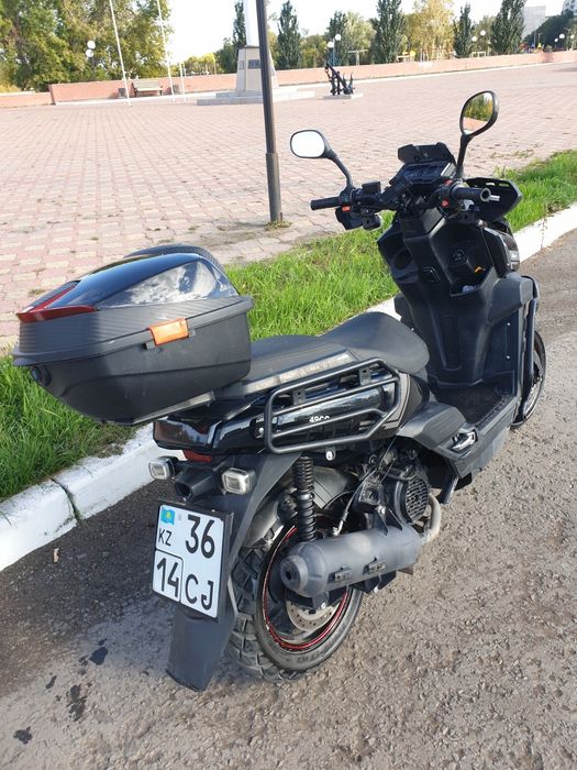 Продам скутер Tank