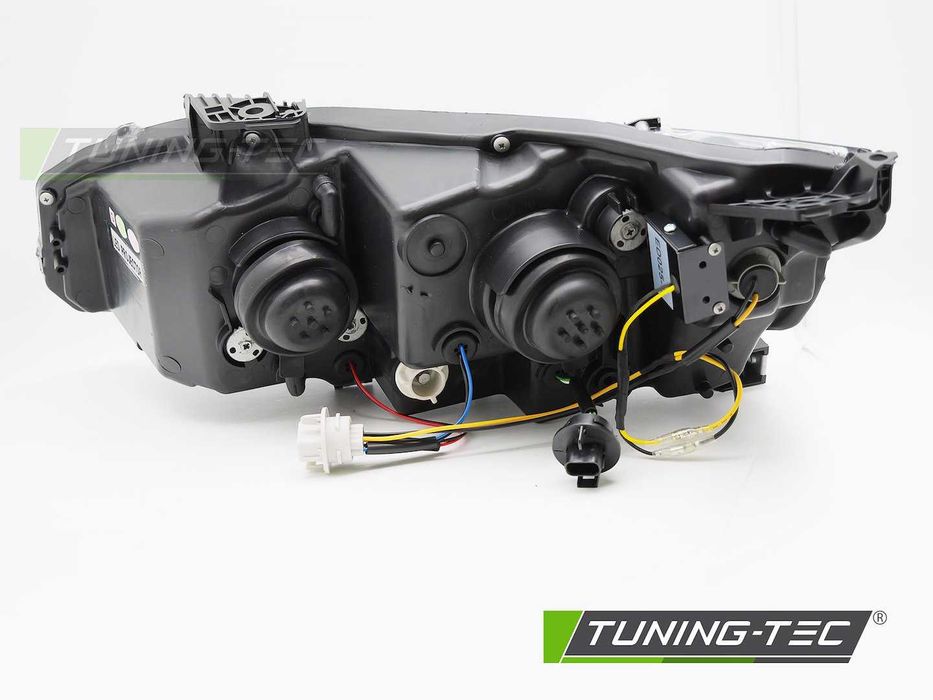 Faruri Full LED (DRL) și semnalizare dinamică HONDA CIVIC X 2016–2021