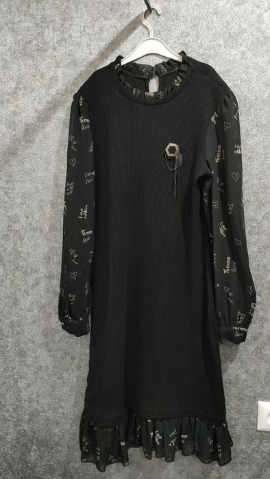 Продам платья для беременных