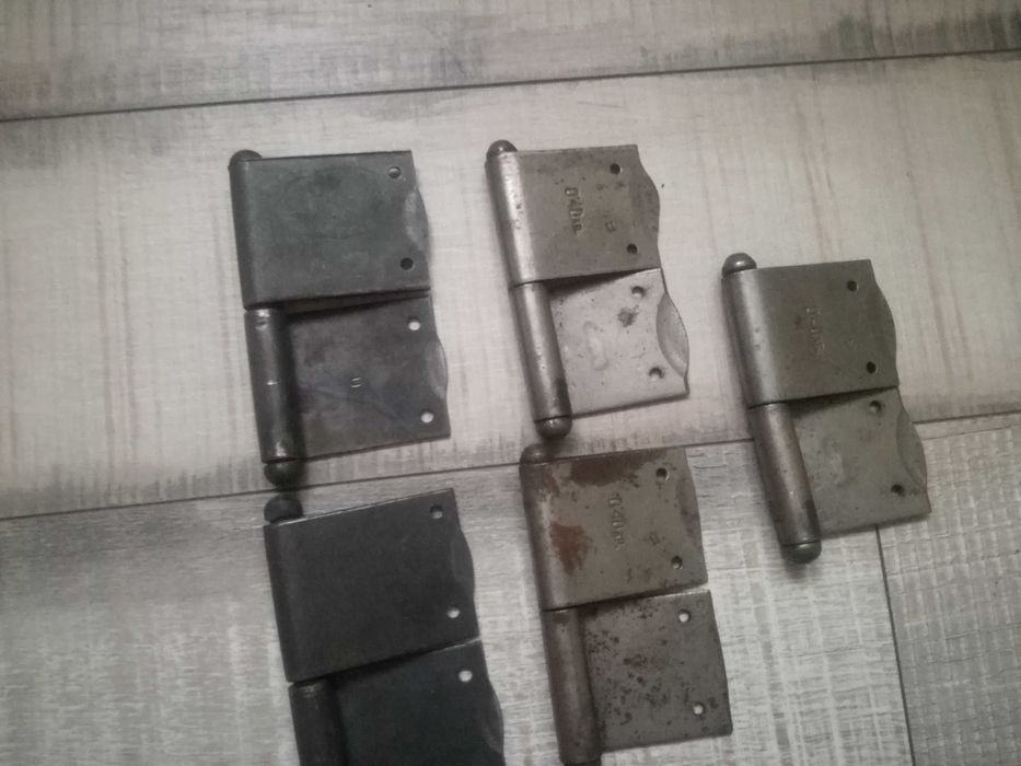 Продавам 5бр.комплект-м/ж панти за дървени врати