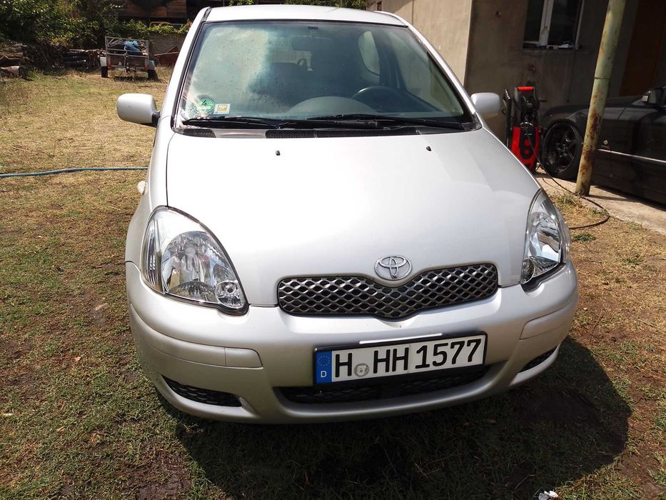Toyota Yaris 1.3 Климатик тойота ярис