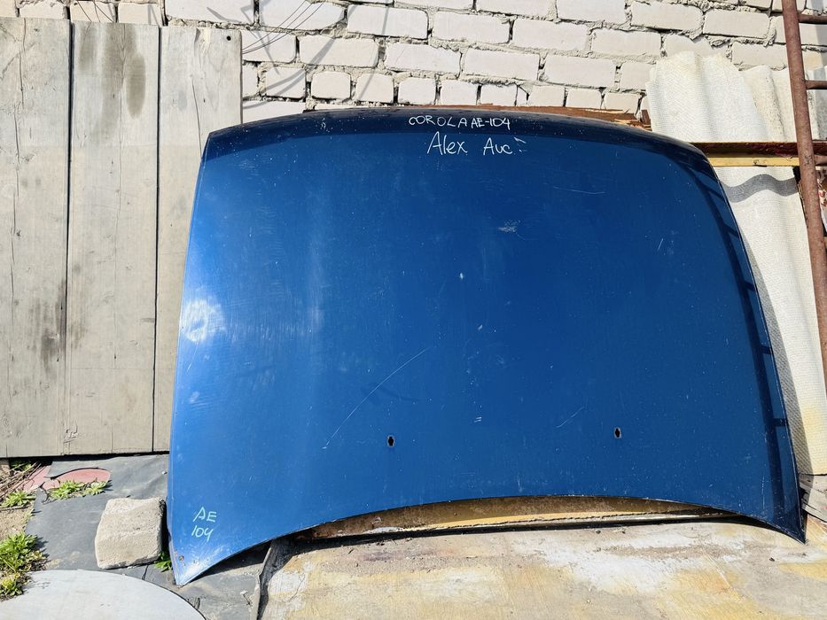 Продам капот тоета королла