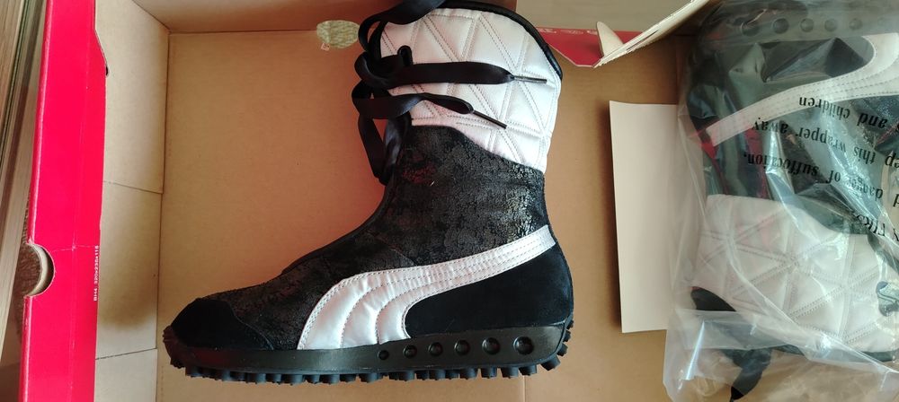 Детски ботуши, нови