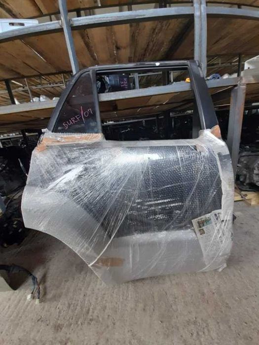 Дверь Toyota Hilux Surf N215