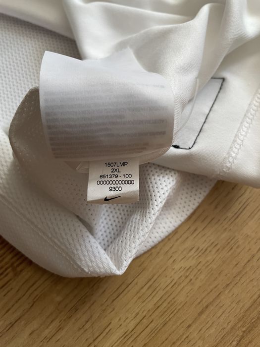 Nike Dri Fit White Tshirt 2XL