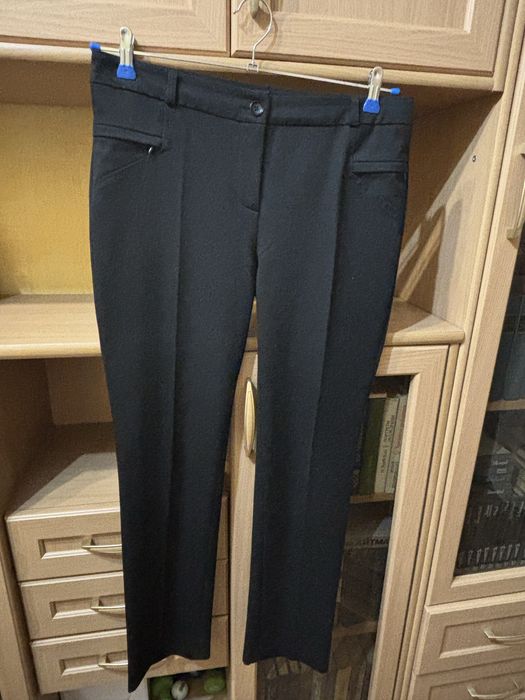 Продам брючный костюм