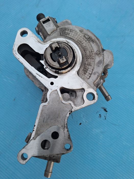 Тандем помпа 1.9tdi 131к без луфт и теч отличен щуцер вакум