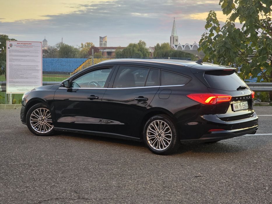 FORD Focus 2019 — imagine 3