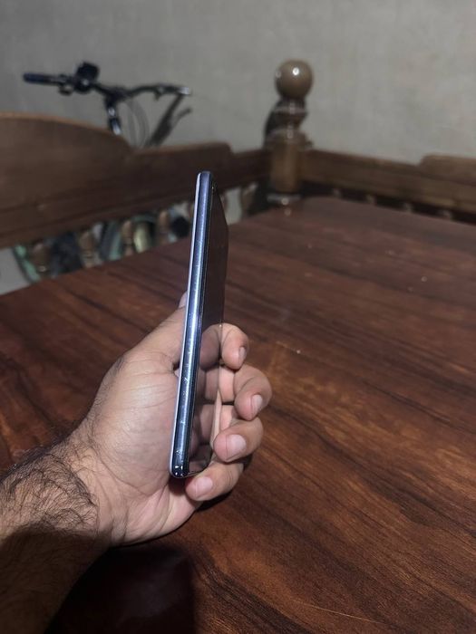 Galaxy A52 holati zur