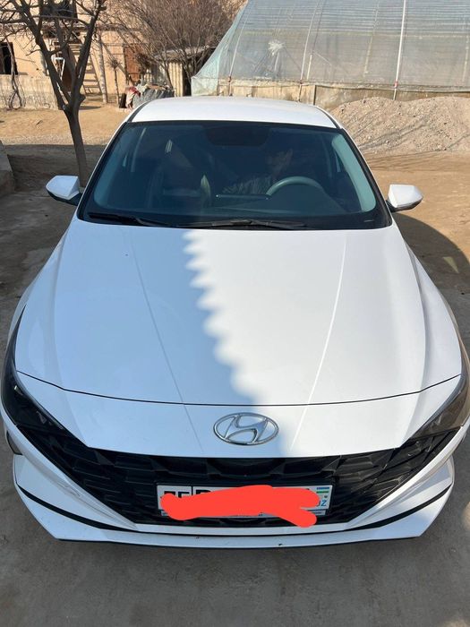 Hyudai Elantra 2021