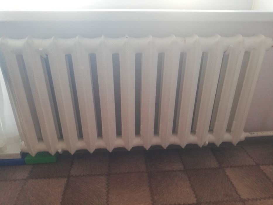 Продам чугунные батареи