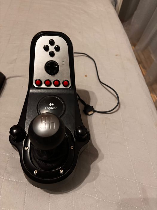 Волан Logitech G27  пълен комплект