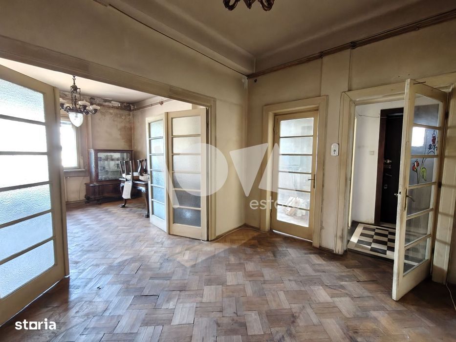 De vânzare apartament 3camere - str. Plantelor - central