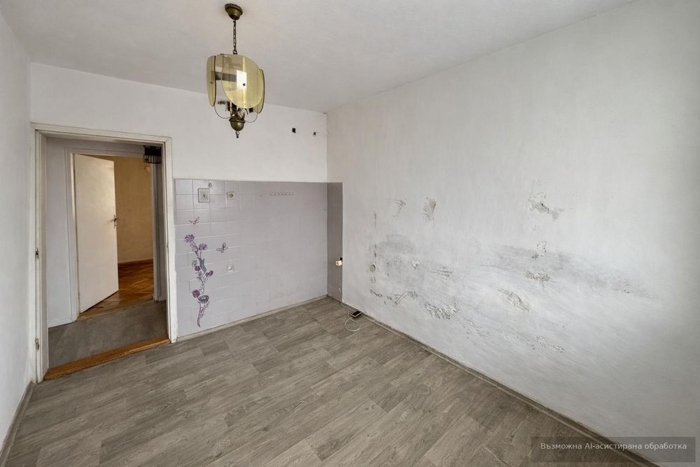 Тристаен апартамент в кв. Банево