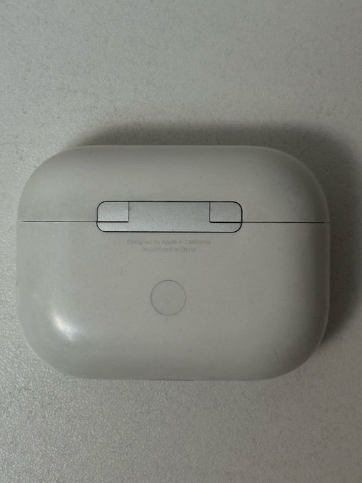 Футляр Airpods Pro2 без наушников