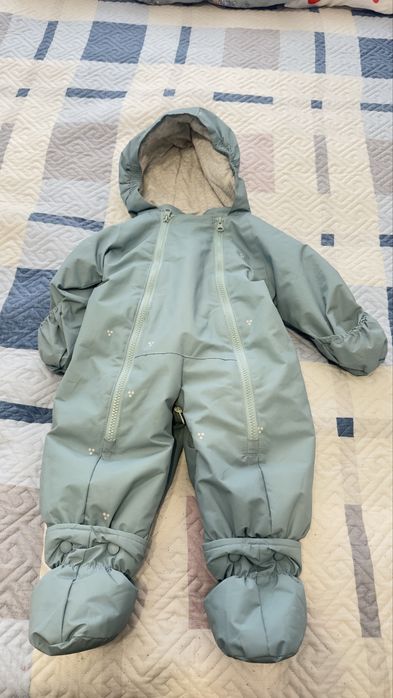 Продам детский демисезонный комбинезон