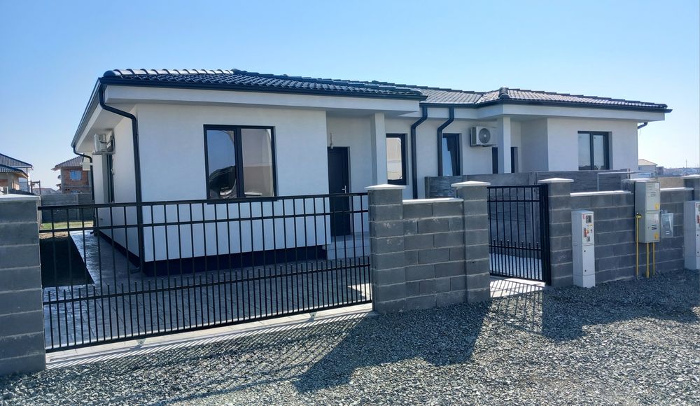 Proprietar vând duplex in Mosnita,locatie excelenta, toate utilitatile