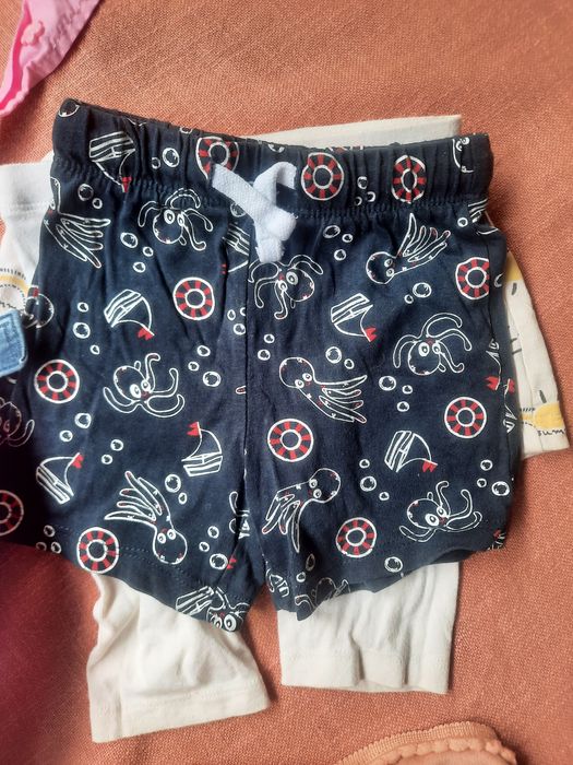 Lot pantaloni scurți pt copii