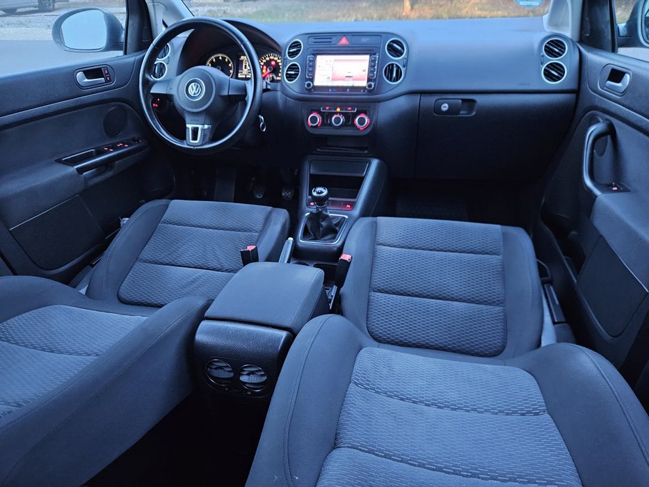 VW Golf 6 Plus -Anul 2009- 1.6(Benzină), 102 Cai, Euro 5