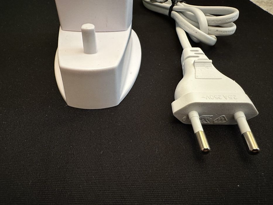 Periuta de dinti electrica NSZB 3.7 B3 + 2 capete noi sigilate