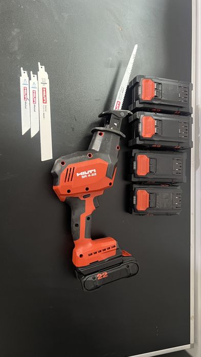 Fierastrau Hilti SR 4-22 cu acumulator de 4 Ah