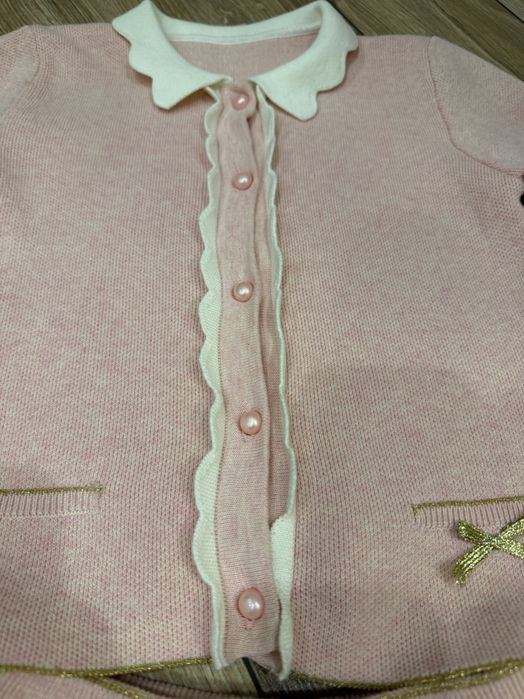 Продам костюм для девочки