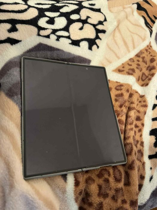 Vand samsung galaxy fold 6 256 gb , silver shadow