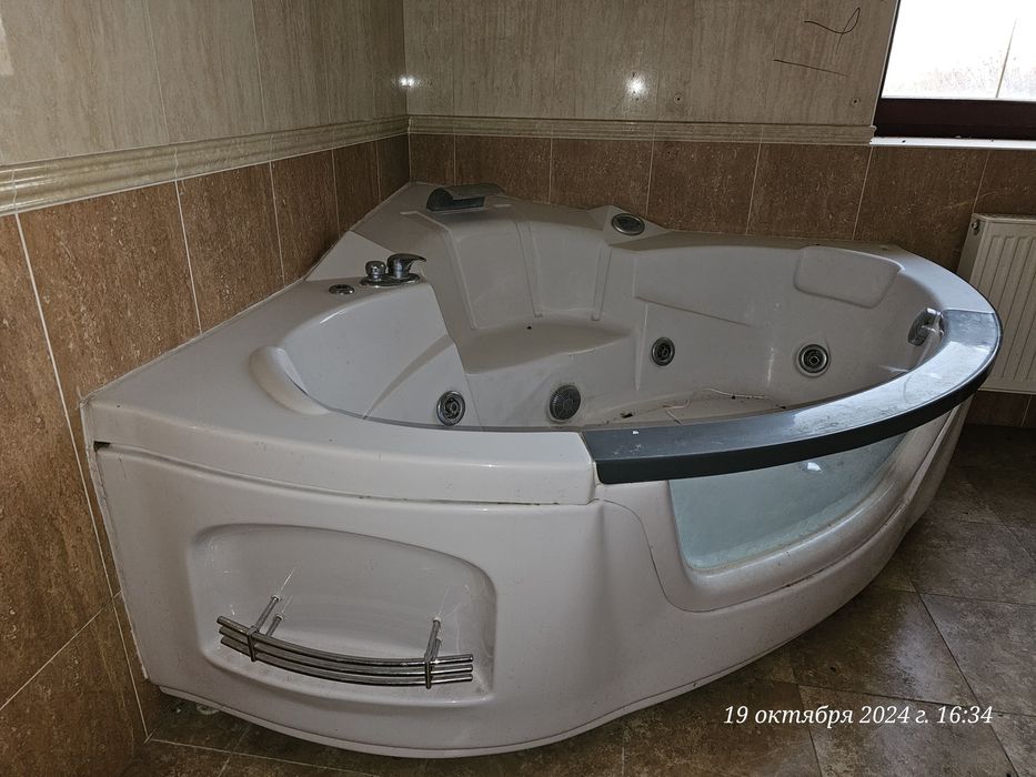 Ванна джакузи, раковина