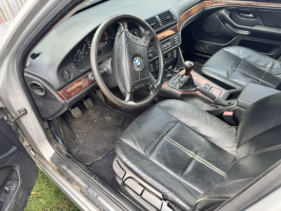 Bmw E39 2.0D pentru dezmembrare